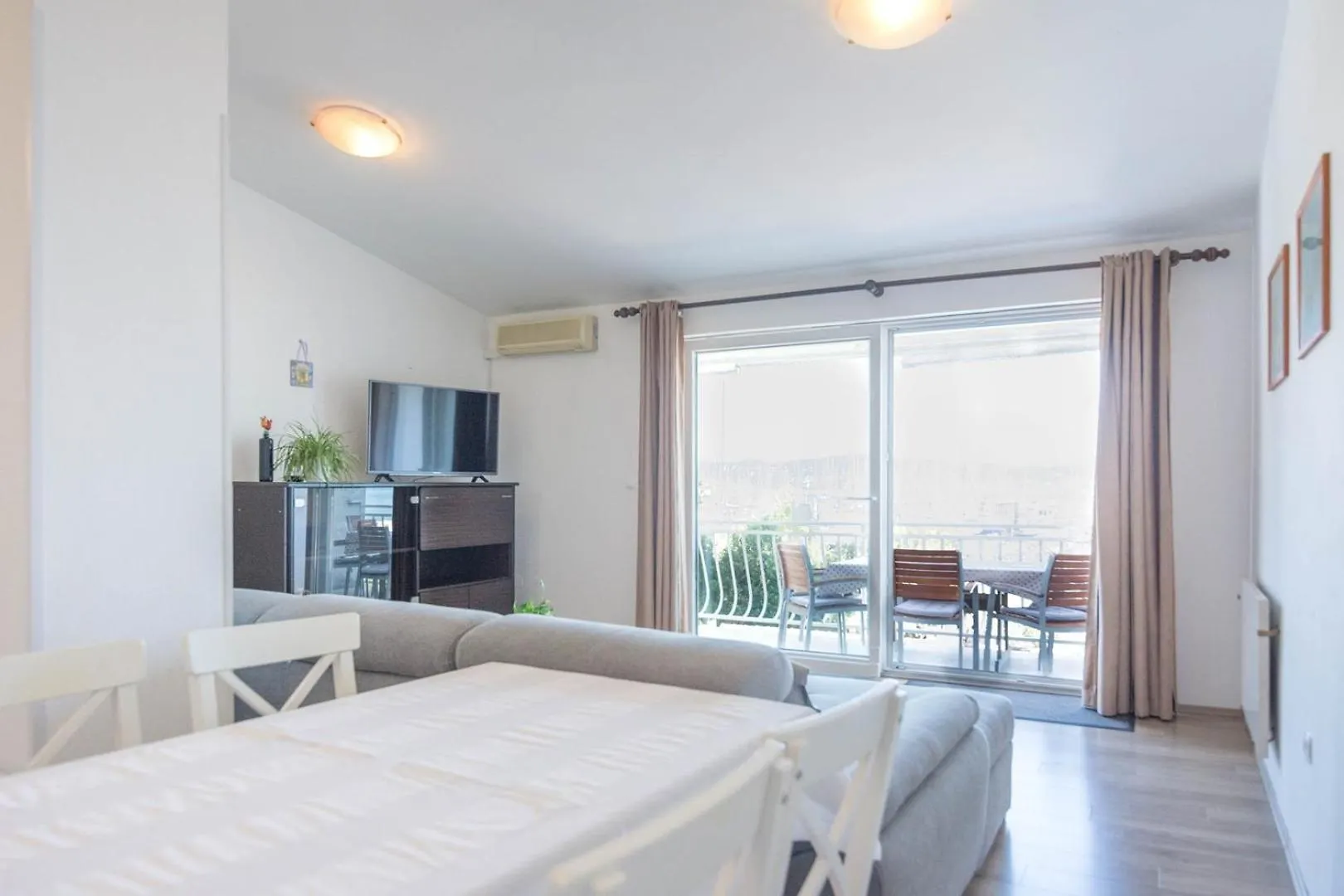 *** 게스트하우스 Apartment Rajna 비오그라드나모루 크로아티아